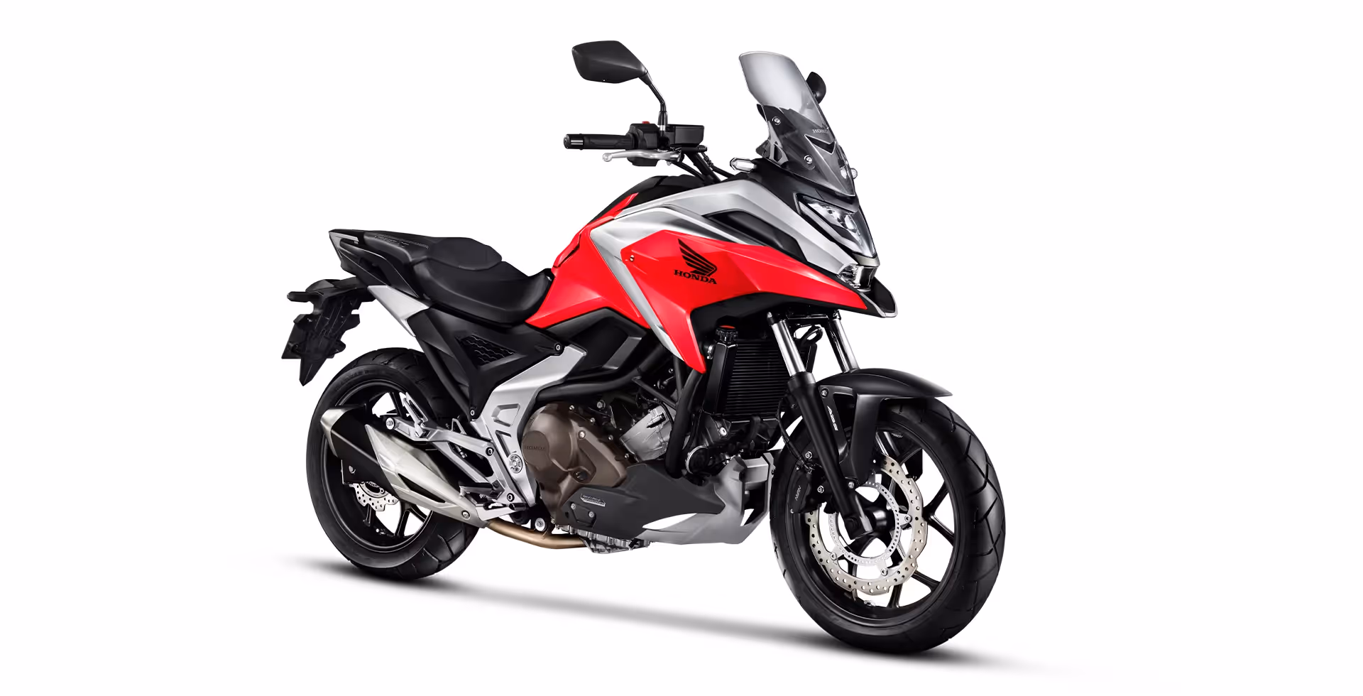 NC 750X vista 3/4 frente