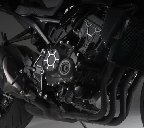 Motor CB 1000R Black Edition