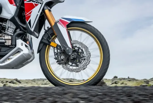 Suspensão invertida eletrônica da CRF 1100L Africa Twin Adventure Sports ES