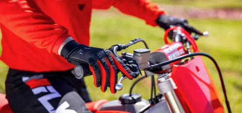 Controle de tração da CRF 250R em detalhe