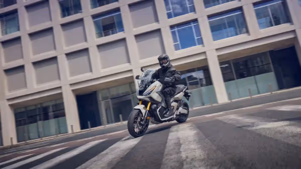 Honda X Adv Galeria De Imagens Foto 02