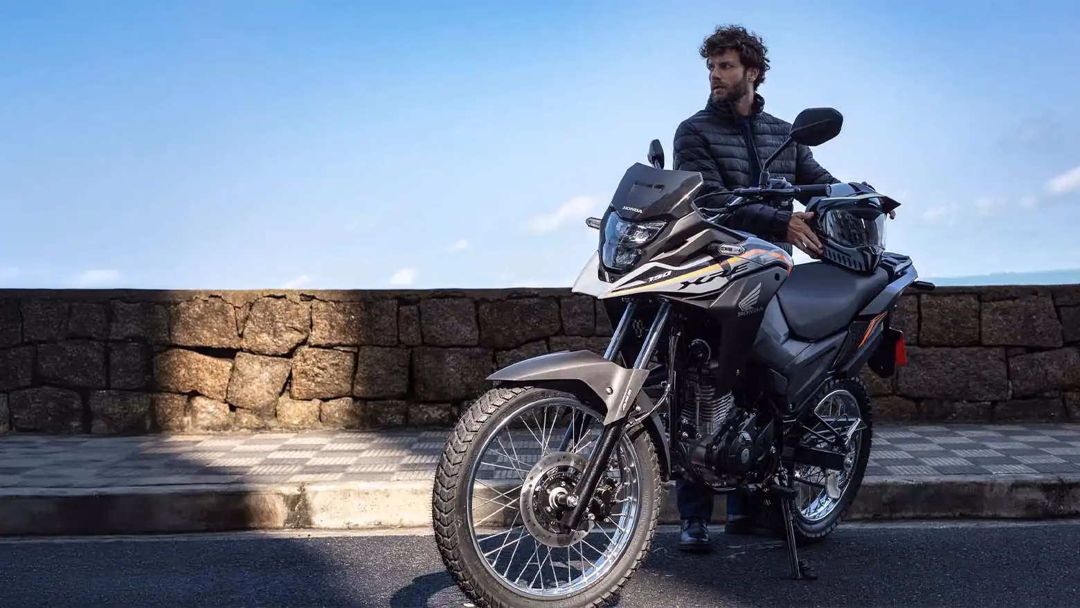 XRE 190 lateral esquerda cinza - 9 de 18