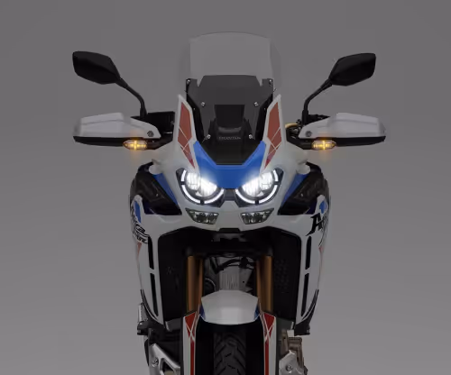 ILUMINAÇÃO FULL LED E CORNERING LIGHTS