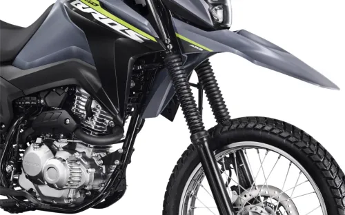 Carenagem robusta da NXR 160 Bros