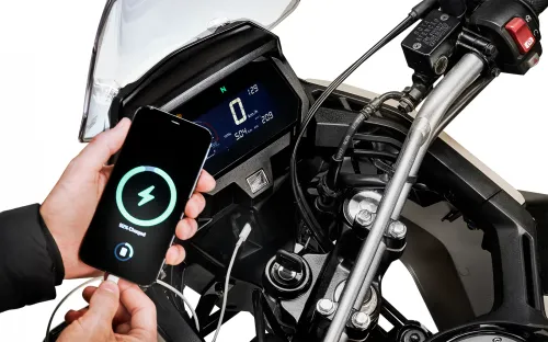 Entrada USB-C Sahara 300